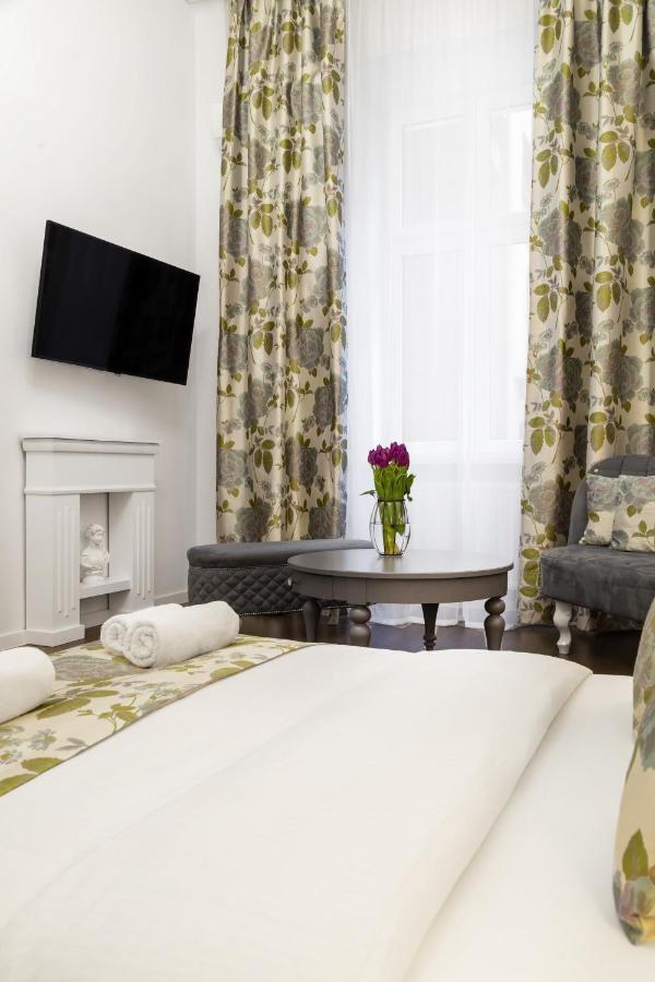 Househost Apartment: Boguslawskiego Street Krakau
